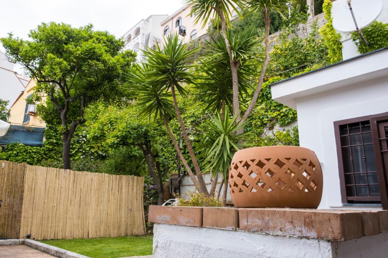 House Garden San Lorenzo Salerno Esterno foto